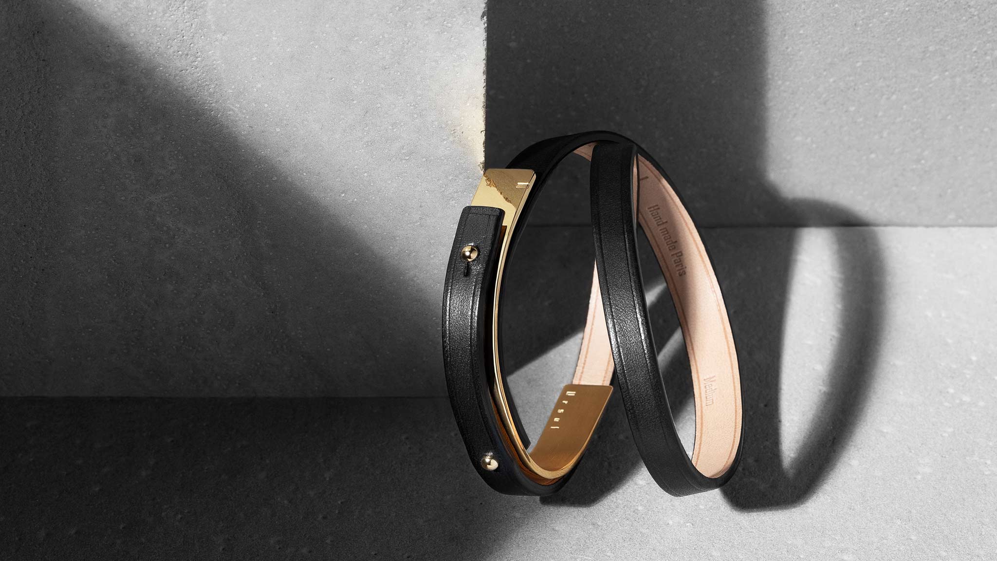 Bracelet cuir double tour U’ROCK en cuir noir avec fermoir or